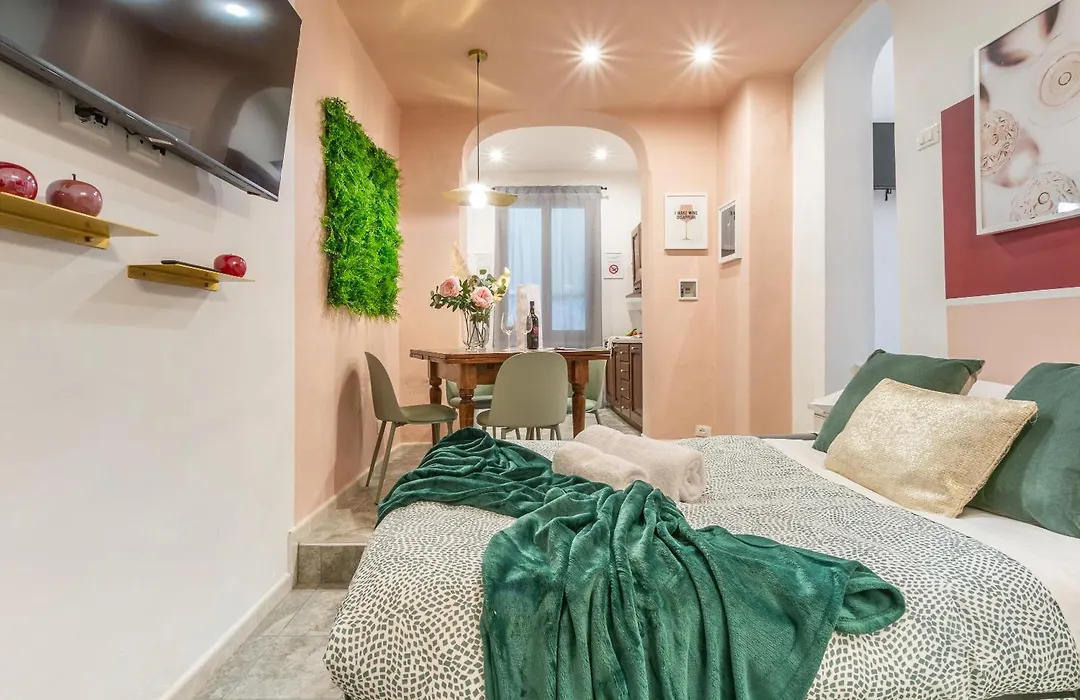 Wine Apartments Florence Vernaccia-1